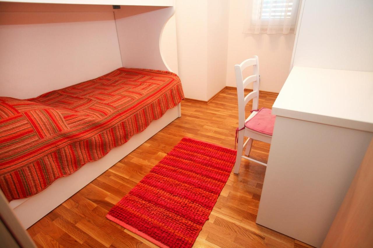 Apartments Nakir Slatine Phòng bức ảnh