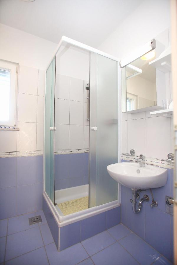 Apartments Nakir Slatine Phòng bức ảnh