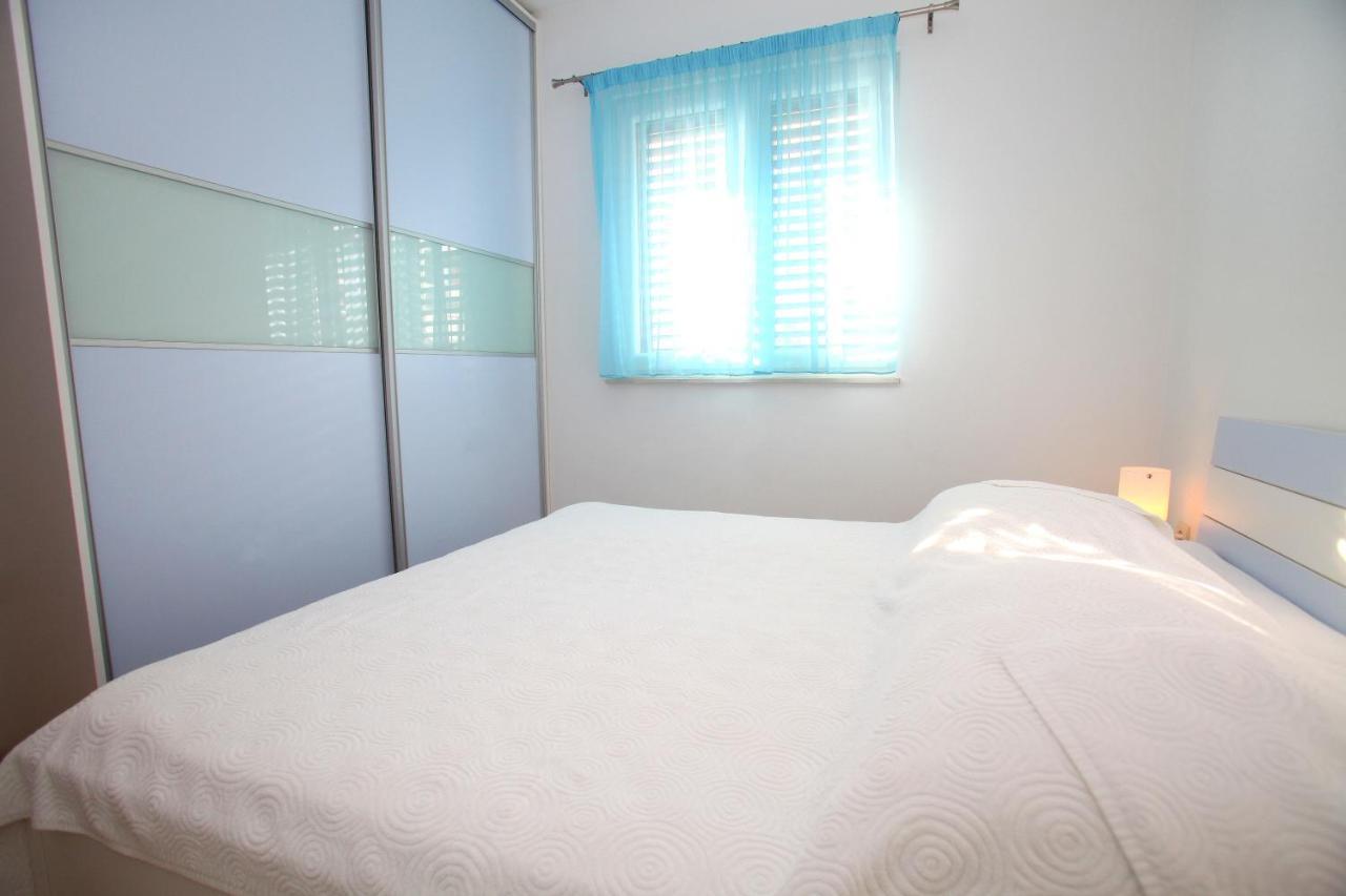 Apartments Nakir Slatine Phòng bức ảnh
