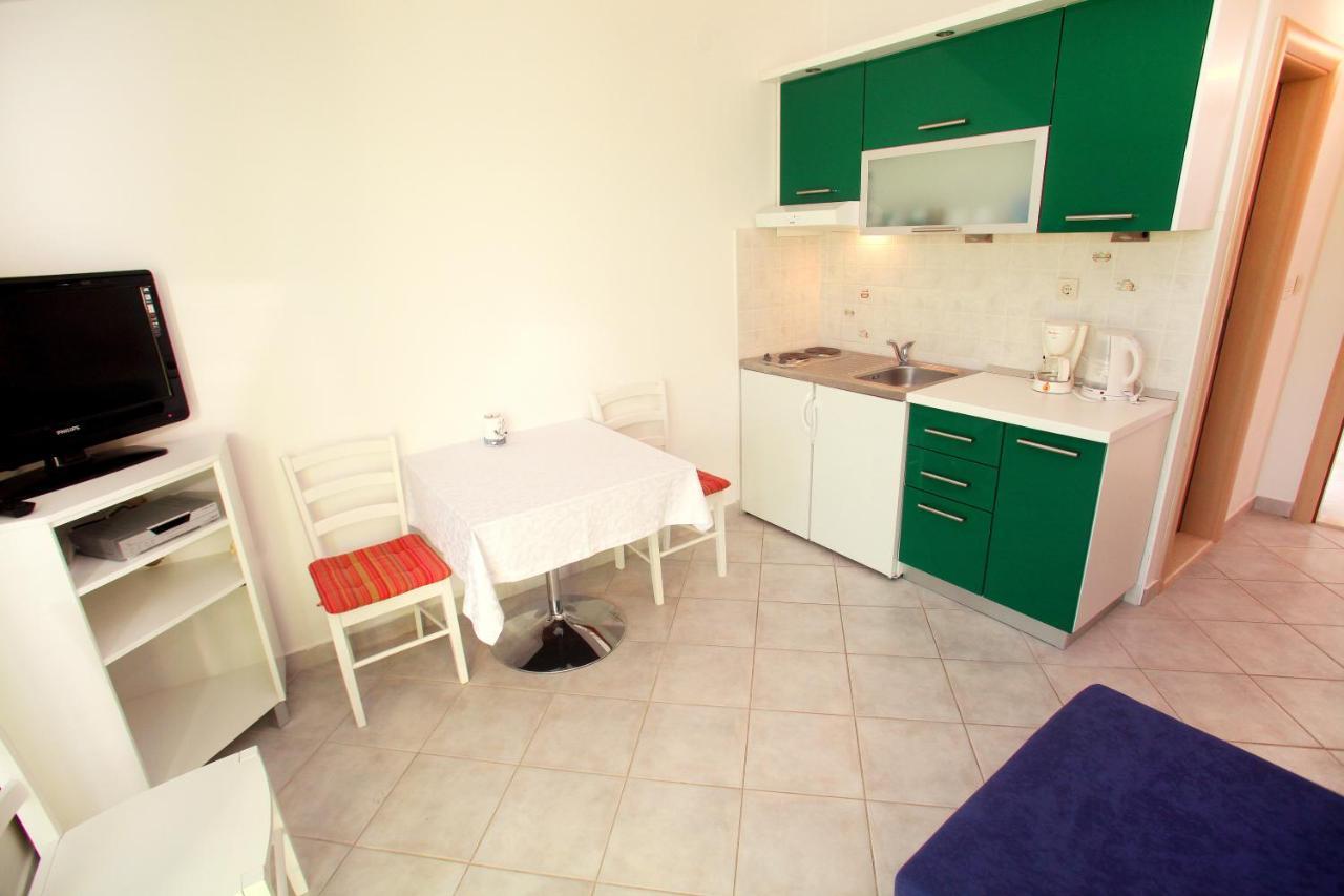 Apartments Nakir Slatine Phòng bức ảnh