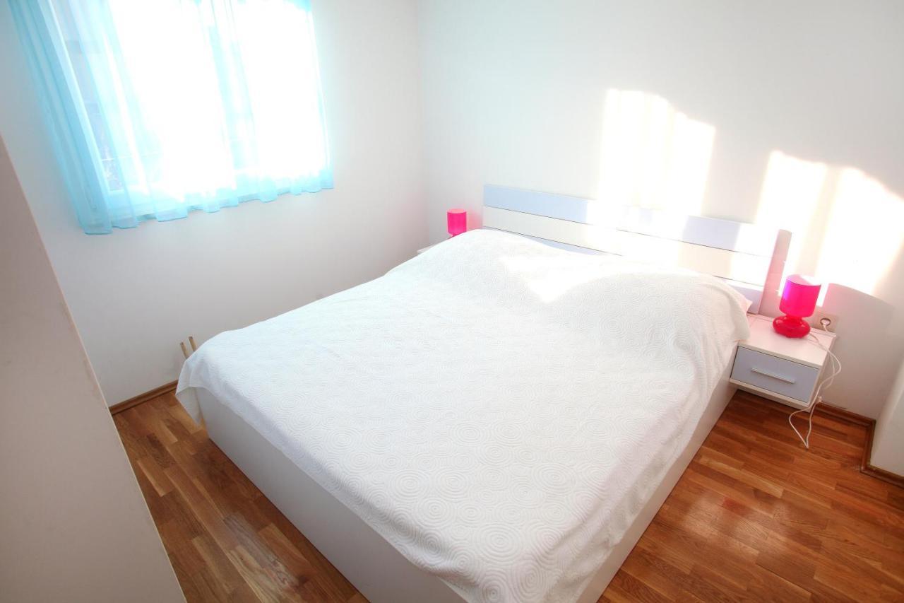Apartments Nakir Slatine Phòng bức ảnh
